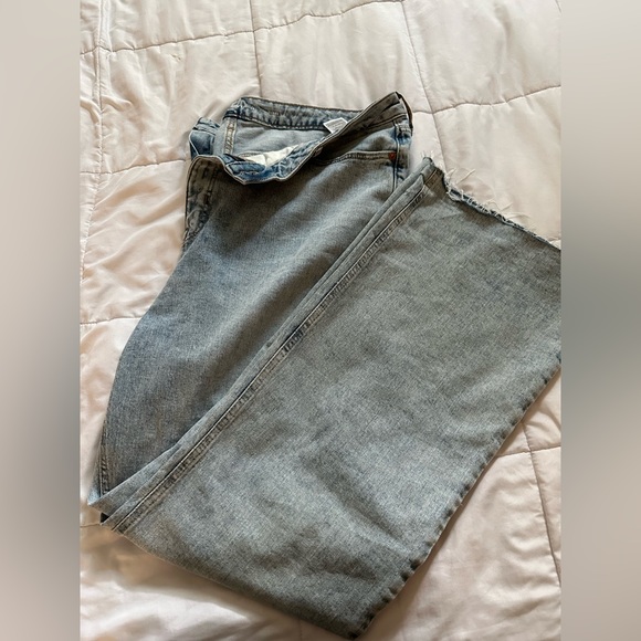 Old Navy plus size 20 flare jeans - Picture 1 of 6